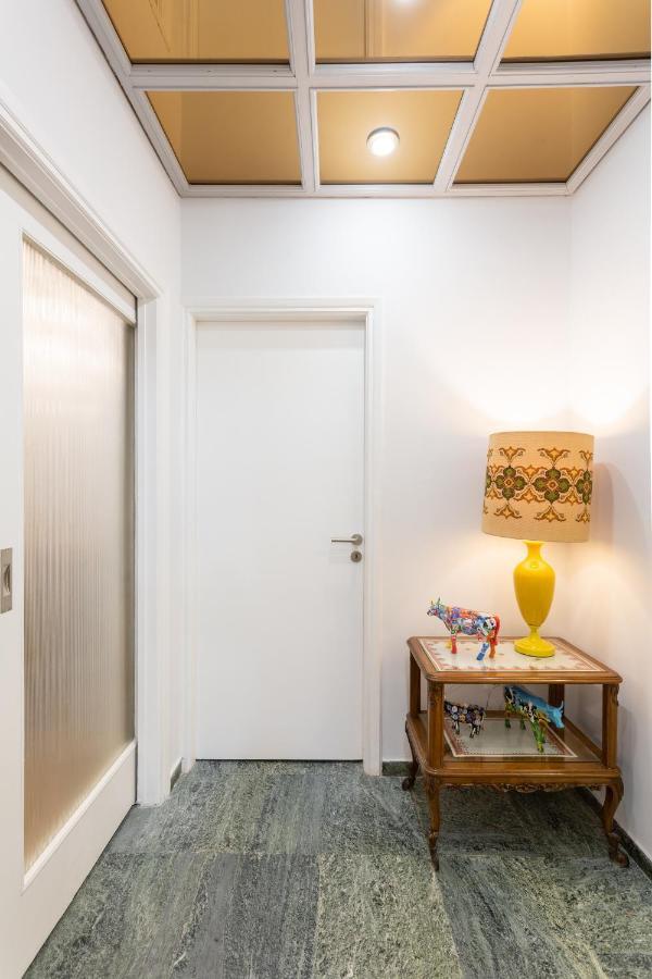 A Short Walk To Syntagma And Plaka By Athenian Homes Atenas Exterior foto