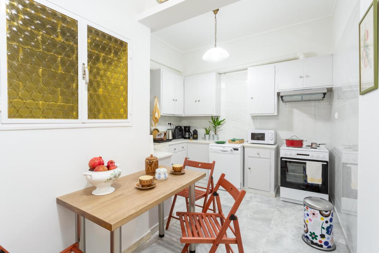A Short Walk To Syntagma And Plaka By Athenian Homes Atenas Exterior foto