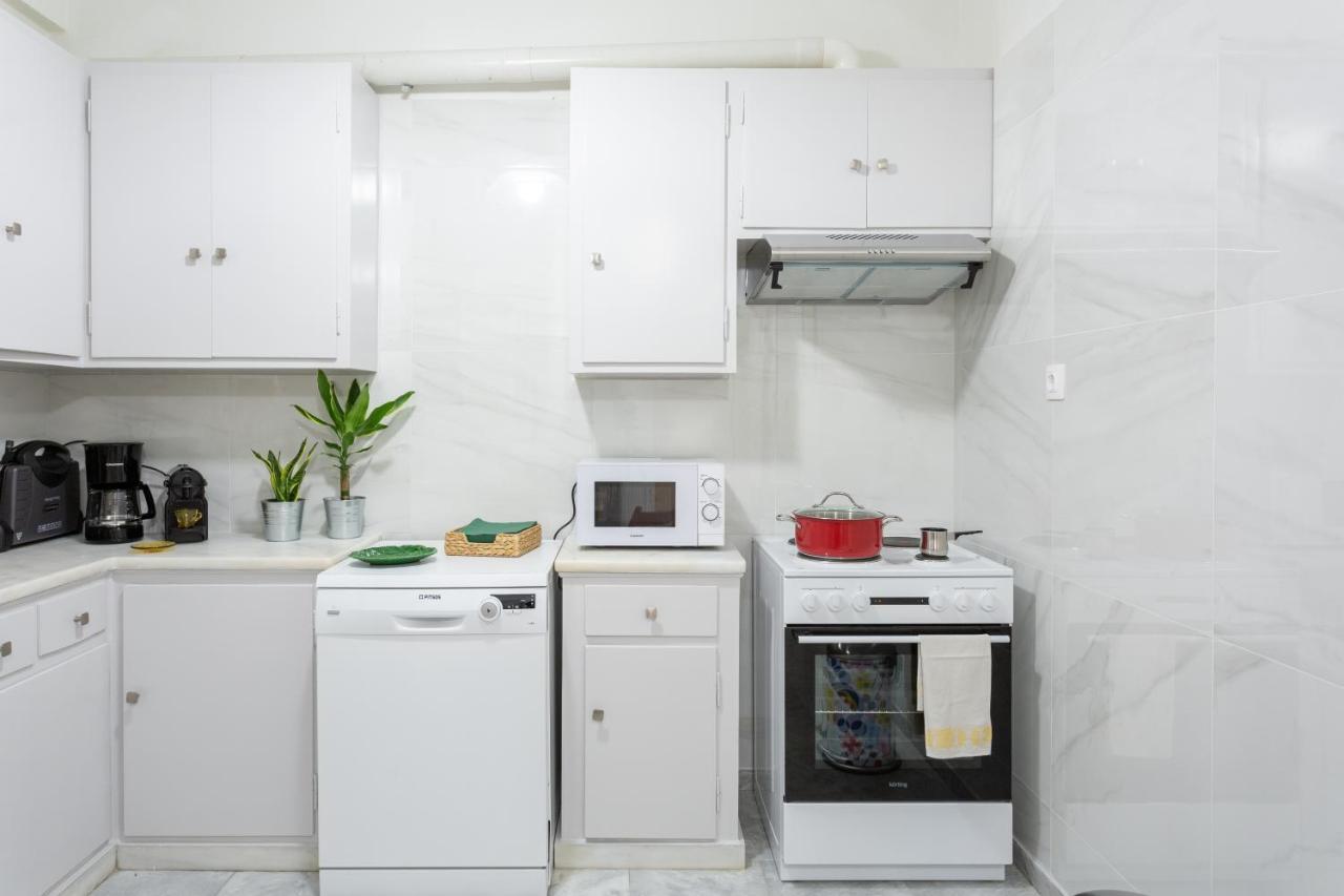 A Short Walk To Syntagma And Plaka By Athenian Homes Atenas Exterior foto